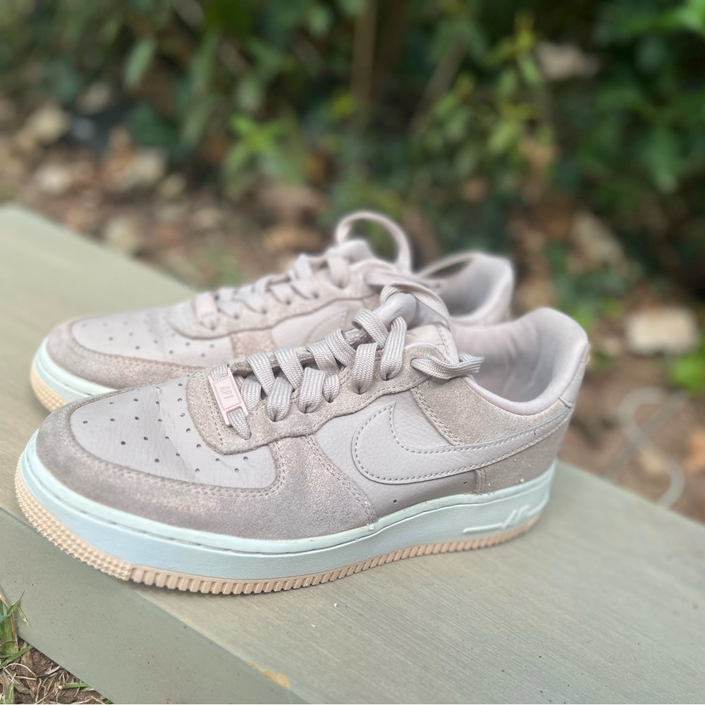 Nike Air Force Women's Light Pink  Sneakers. 7.5